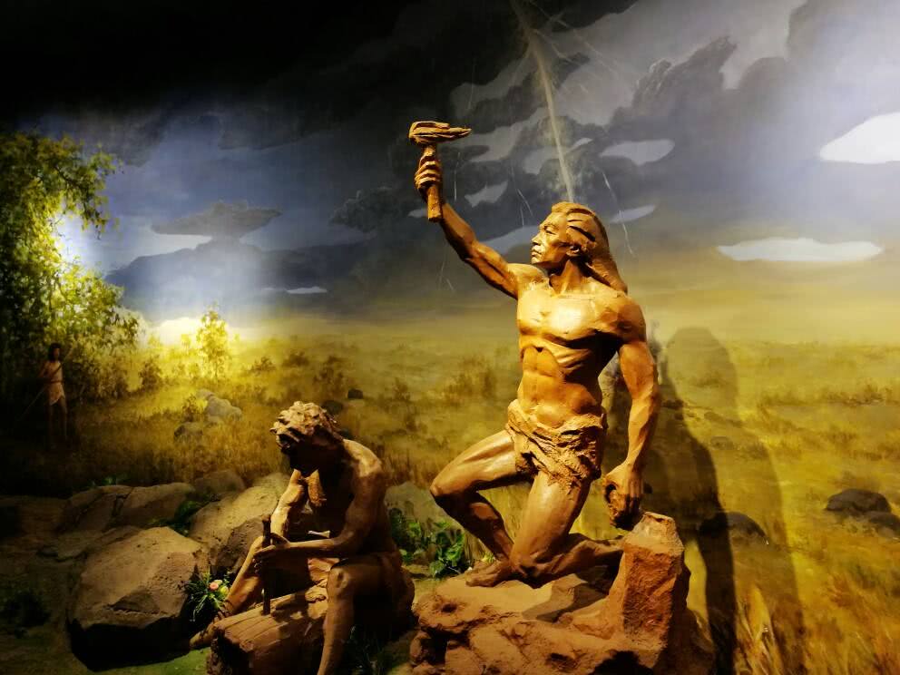 上古贡献最大的两位圣皇拯救了整个华夏民族从此人类不受欺负