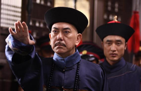 此人是清朝大学士,因生出一个厉害儿子,雍正命令他给小妾磕头|尹继善|