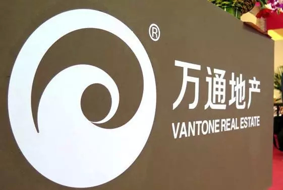 因此，无论是从盈利还是估值的增幅来看，万通地产的收购都更符合投资逻辑。