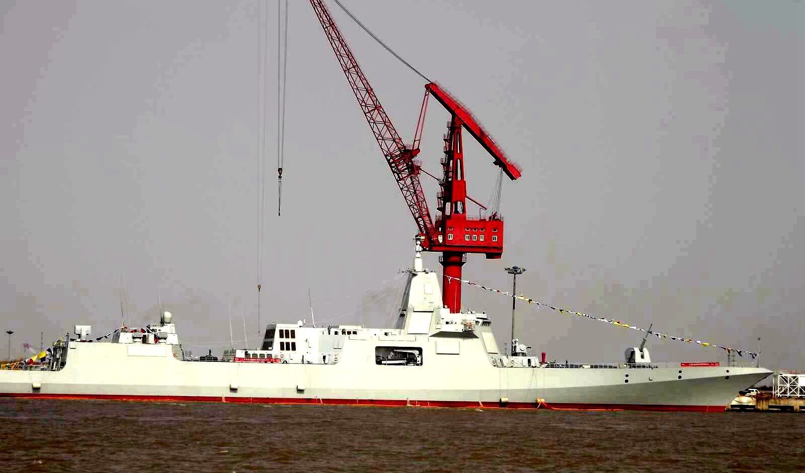 055大驱或好事将近,美军却面临大难题,"救命毒药"吃不吃?