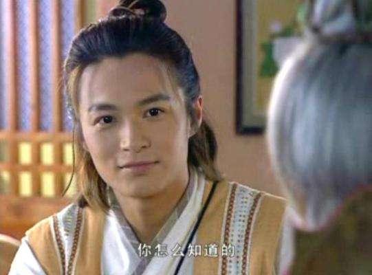 老版的董永由郑国霖饰演,这个董永形容起来就是穷且傻.