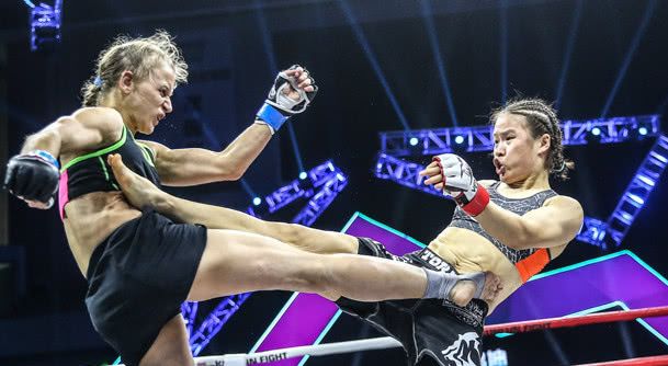 张伟丽实力有多强?一回合ko对手,被称为中国的隆达罗西!