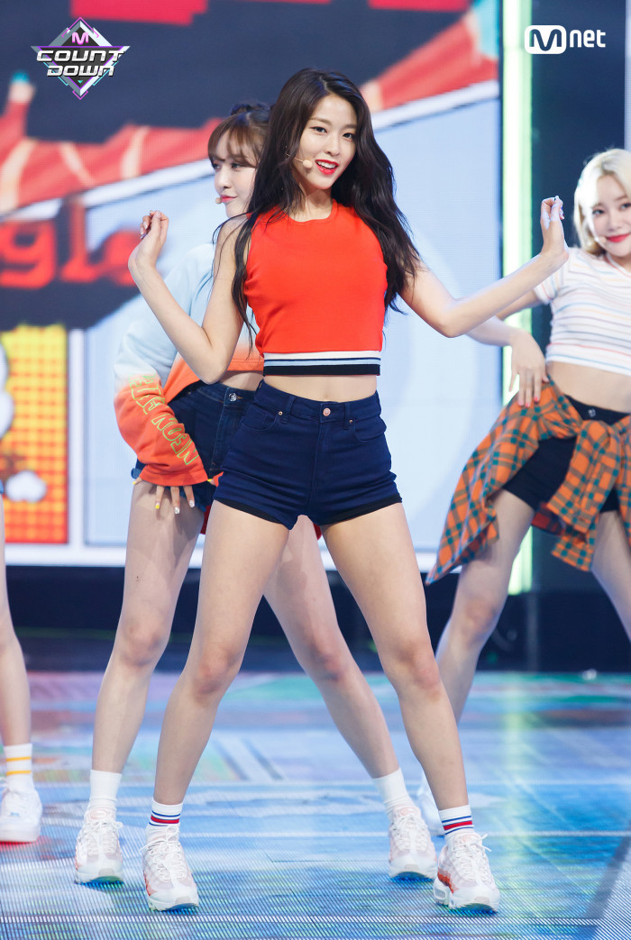 95后女神金雪炫拥有"最强肉体",曾经从120斤减到3