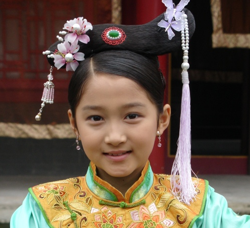 她曾是艳压群芳的国之大花,31岁成寡妇,因丈夫四字遗言誓不再嫁