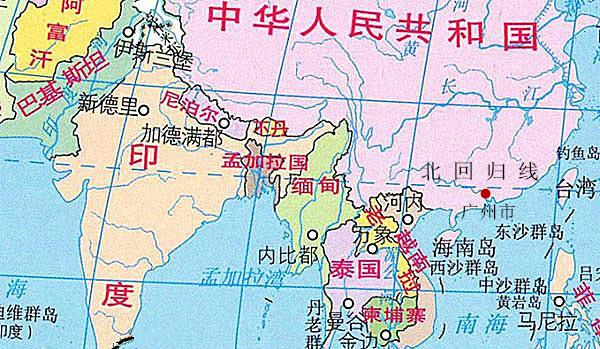 该国与广东省同处于北回归线附近面积相差不大经济差距却很大