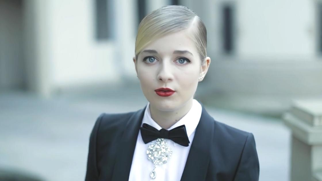 00后童星jackie evancho超美艳翻唱 007:幽灵党>主题