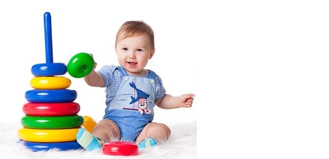 在日常生活中,不论是陪宝宝用餐,还是陪宝宝做