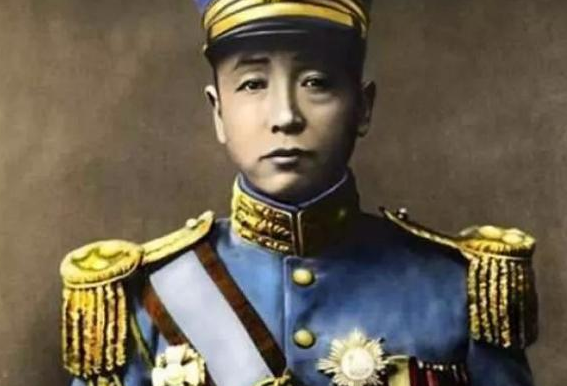张作霖替手下小兄弟当媒人提亲,女方父亲:不嫁,张作霖大喜