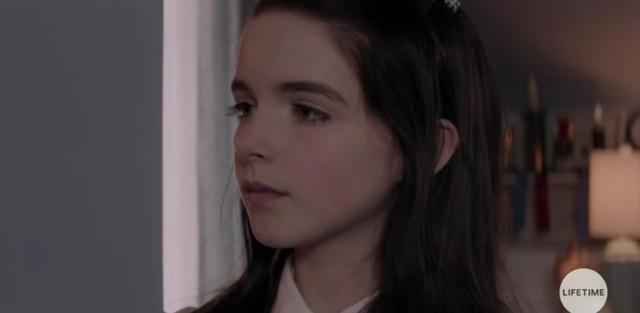 这个小姑娘漂亮懂事却很坏人这电影比恐怖片还吓人