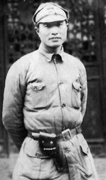 经过精挑细选,罗瑞卿选中了这五个人,分别是张爱萍,余立金,彭林,曾