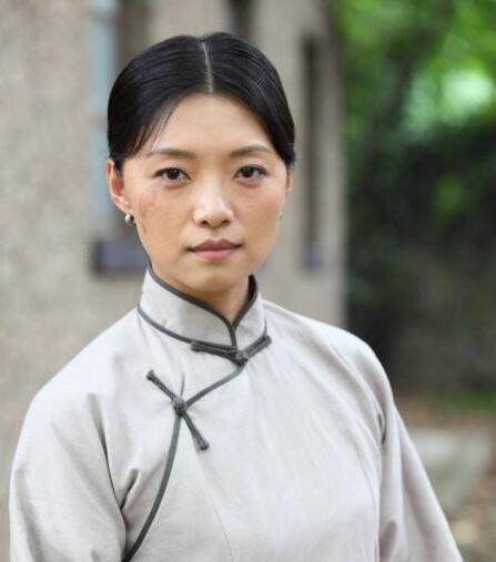 她们都是亮剑李云龙的老婆 一个红到发紫成万众女神一个寂寂无闻