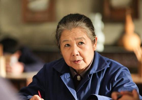 部戏都展示到极致,她们才是真正的演技派|李文玲|母亲|演艺界_新浪网