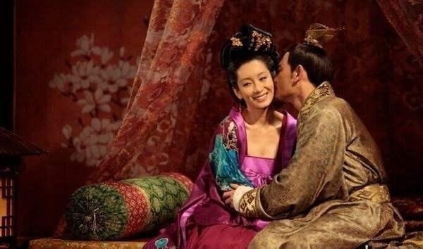 皇帝宠幸妃子的流程,侍寝居然还要太监帮忙,太毁三观了!