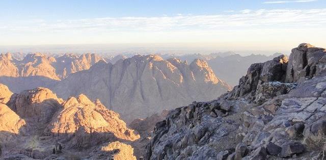 地球的美之西奈山,又被叫做摩西山!