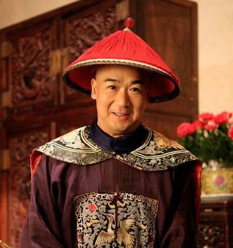 同样回答乾隆的问题,为什么和珅自称奴才,而纪晓岚却称臣?|和珅|奴才|