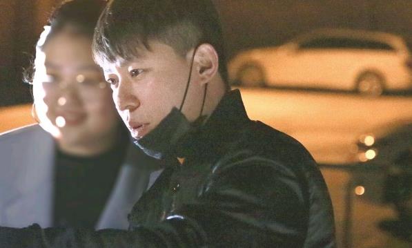 德云社的忠臣孝子,地道的北京"顽主",至今脸上存有明显刀疤!