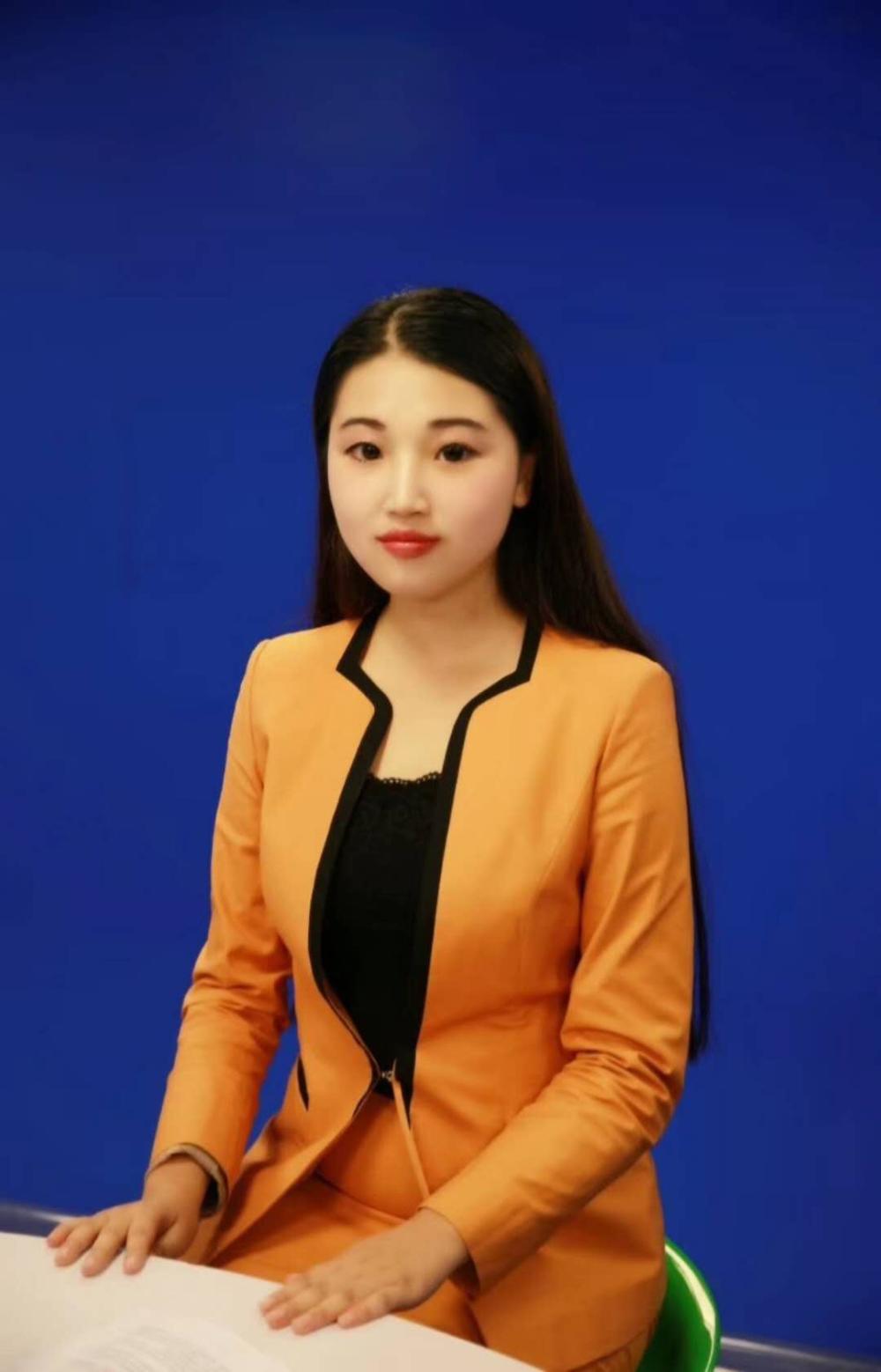 安徽姑娘黄赛尔喜获世界文旅小姐大赛大奖!