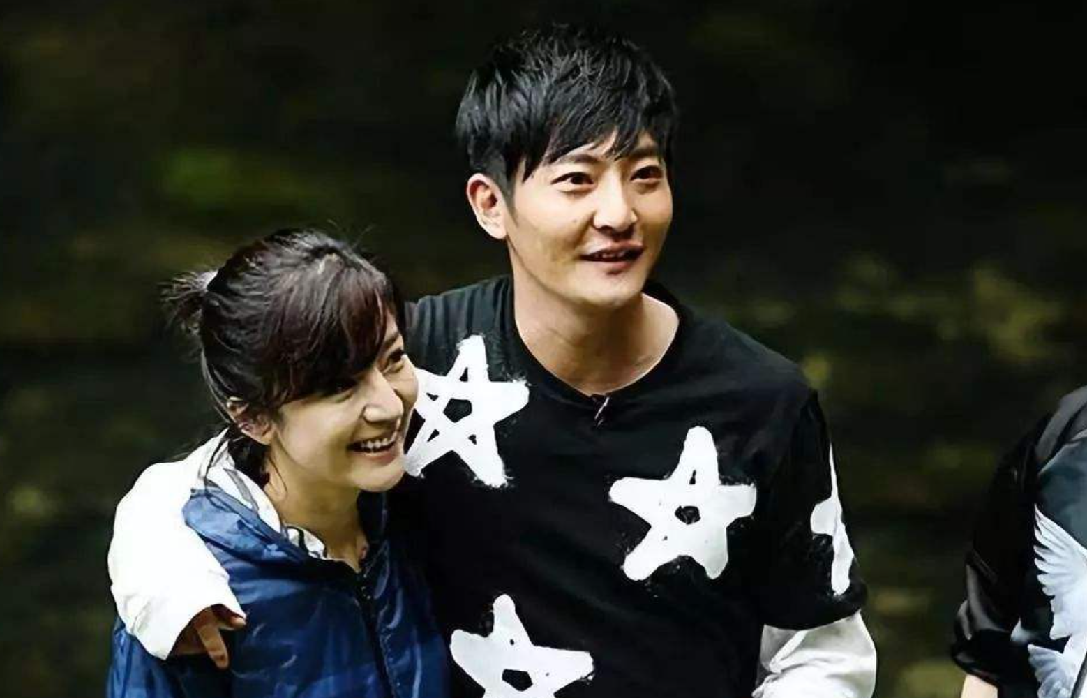 宠老婆,领证不告诉家里人,结婚理由更奇葩|郭京飞|鲍莉|鲍蕾_新浪新闻