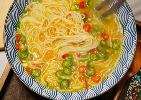 【羊肉金汤面】