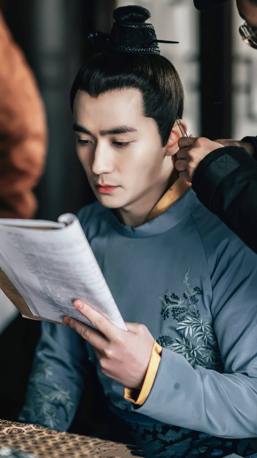 朱一龙在《知否》中惊为天人的15张剧照,是盛世美颜正确打开方式