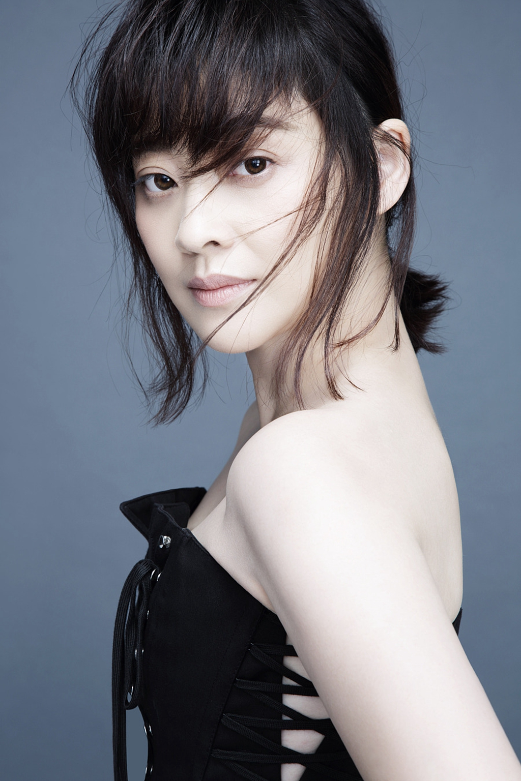 曾和张国荣一起合作,却嫁给渣男受尽折磨,现二婚被宠成公主!