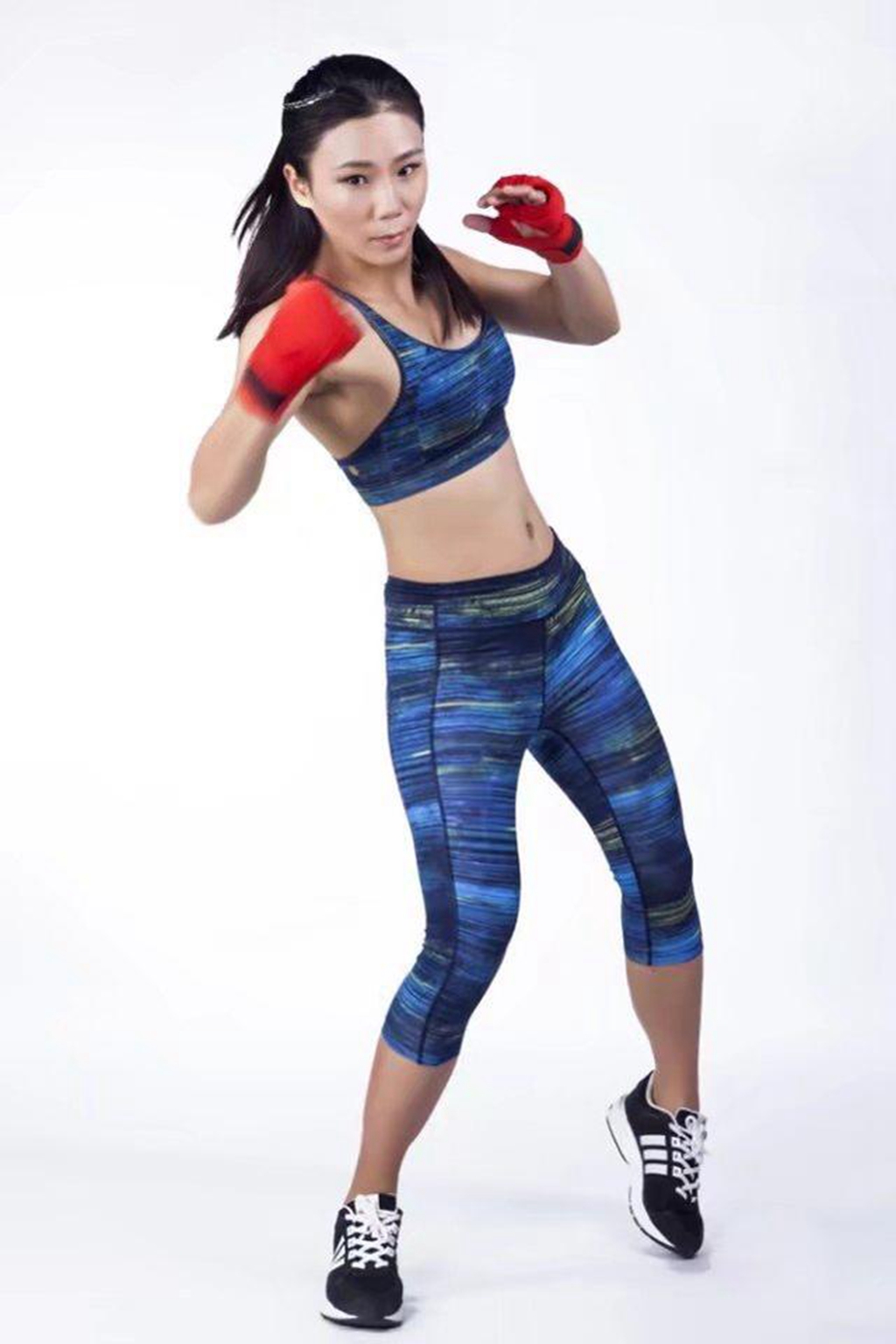 蔡宗菊|泰森|拳王_新浪新闻