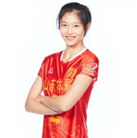 女排又一00后新女神出炉,1米93主攻看齐惠若琪,郎平挑花眼