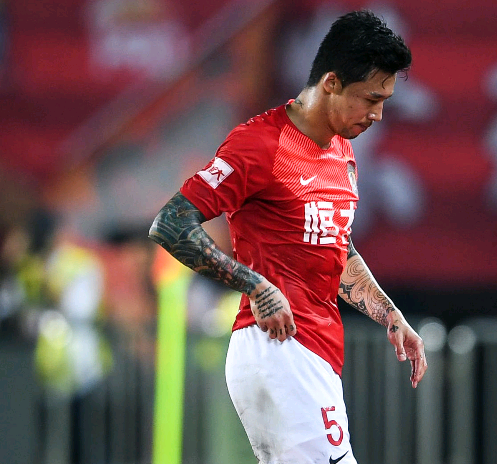 锁定亚冠首发位置 不会下放预备队|张琳芃|亚冠|恒大_新浪新闻