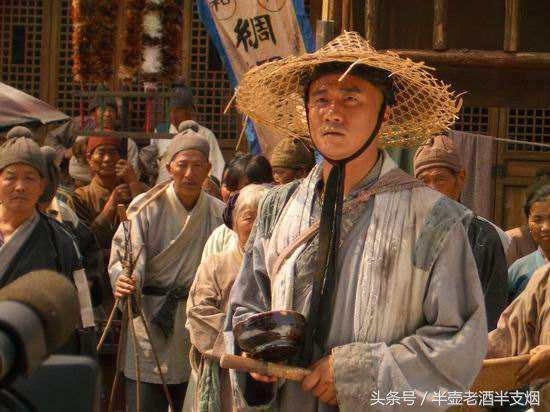 功臣为啥难善终?刘邦功人功狗论有深意:鸟尽弓需藏 兔死别烹狗|樊哙|朱元璋|功臣_新浪新闻