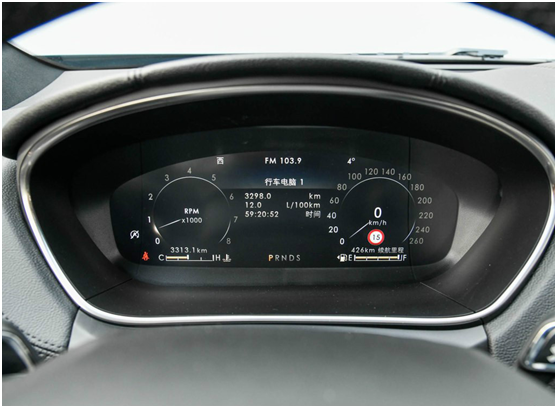 全系搭载液晶仪表盘,整体基本没变化,实测林肯航海家