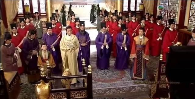 古代上早朝时，文武百官都要参加，他们如果“内急”该怎么办？|皇帝|内急|文武百官_新浪新闻
