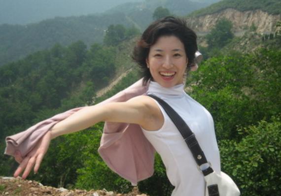 渐渐的感情出现了问题,于是两人最终离婚了,如今前妻张娣已经58岁了