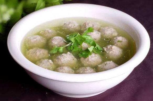 家常牛肉丸子汤做法简单味道香回味无穷