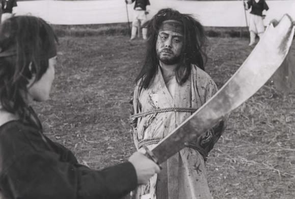 晚清一名刽子手,因杀人太多不敢娶老婆,晚年想当和尚也被拒绝