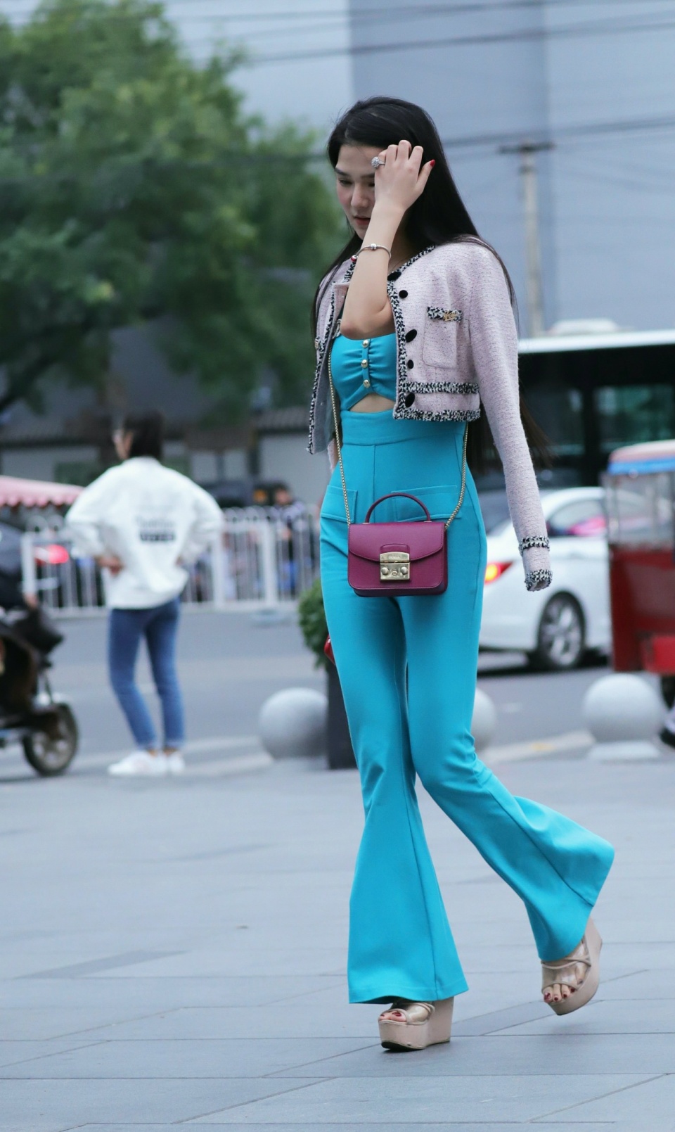 走了这么多城市还是觉得北京三里屯的女人最美