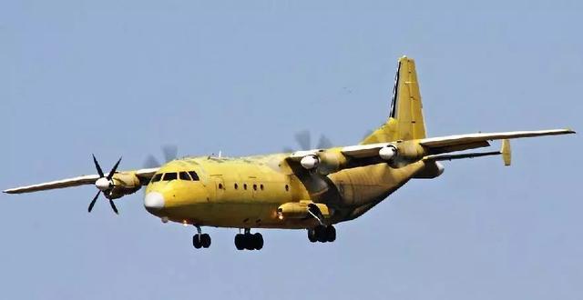 同时加长了机舱,能投送zbd-09空降步兵战车