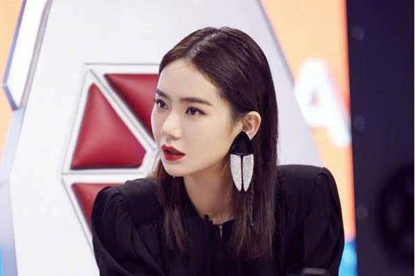 《最强大脑》3位美女明星助理,成为节目最大败笔,她的风评最差