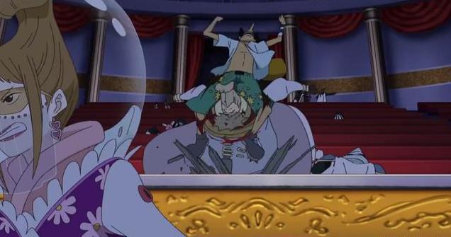 海贼王:天龙人5次被侮辱的镜头,1位被拖鞋教训,1位被当成坐骑