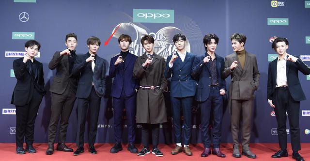 百分九男团年后首次合体现身,成员身高成焦点,网友:心疼林彦俊