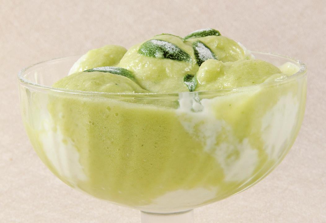 凤梨优格冰沙,清清凉凉过这个季节