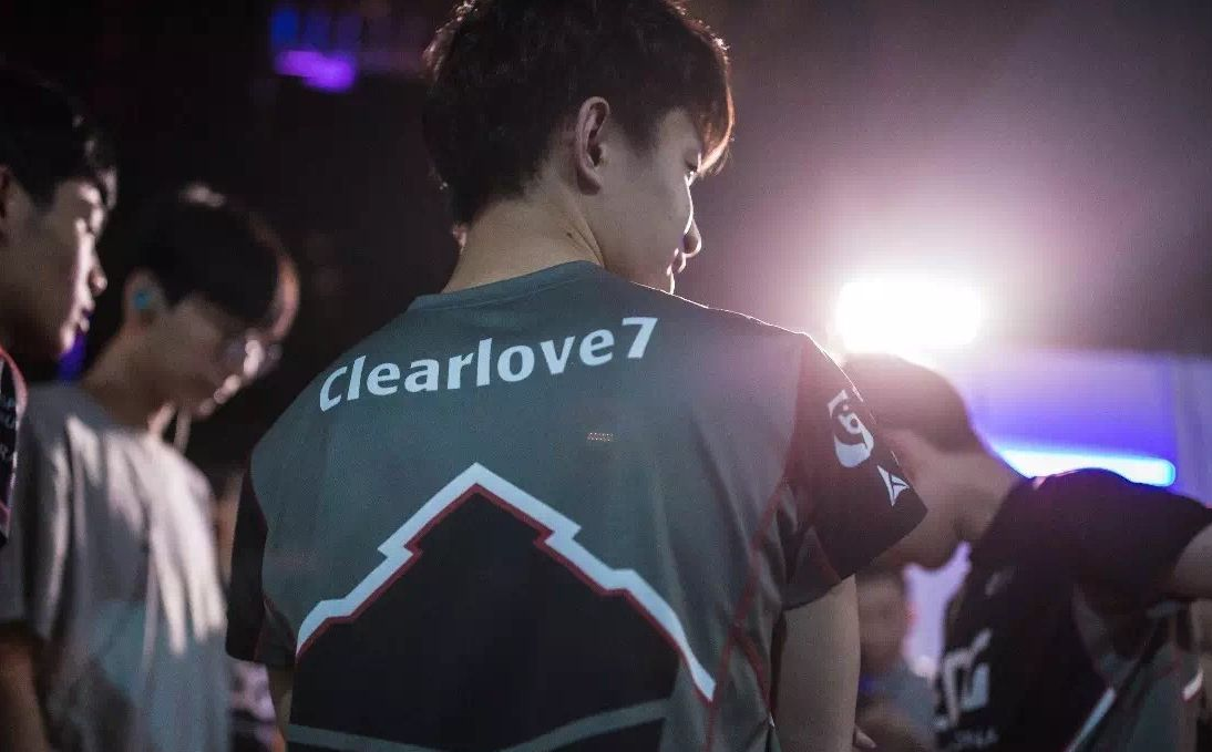 阿布暗示厂长不一定会退役?网友:别让退,我们等得起!