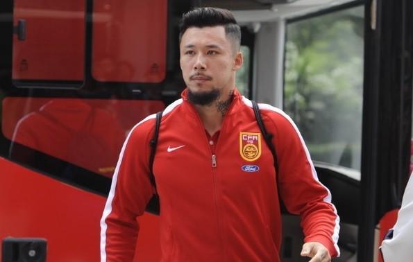 国家队的球员应当留着张琳芃一样的胡子去亚洲杯战斗