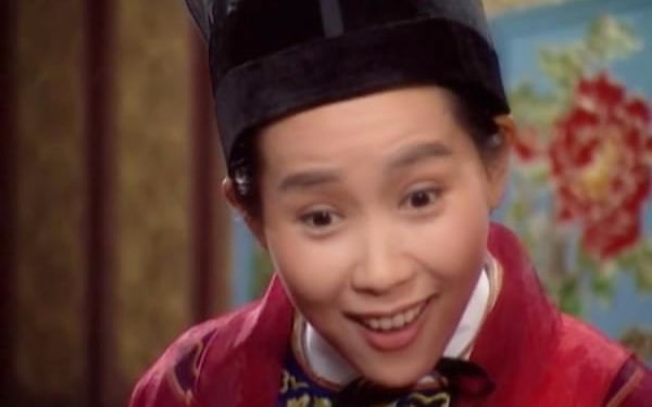 《笑傲江湖》的影迷也应该有印象,她在影片中出演令狐冲的师妹岳灵珊