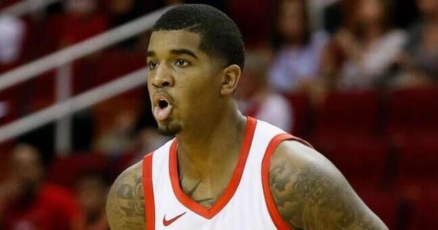 还想在火箭打球低配卡佩拉让德帅摇头苦笑他还辜负了莫雷信任