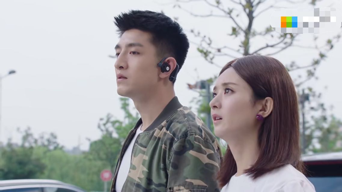 了一场营救人质,和匪徒激烈交火的戏份,并请来了香港猛龙特技的罗义民