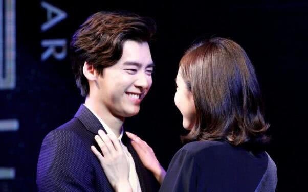 李易峰官方正面回应:李易峰和杨幂的新恋情