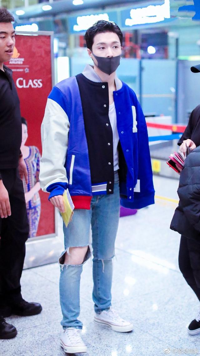 张艺兴真会玩棒球服也要玩拼接