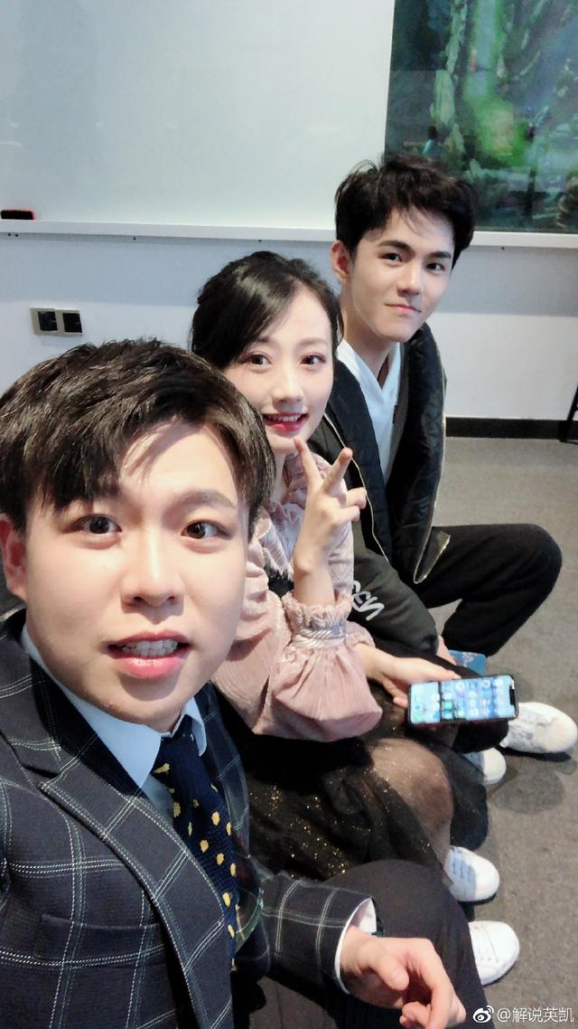 "现充"gini和她的"后宫"们,隔壁的小姐姐看得都要馋哭了