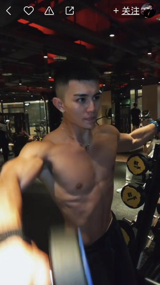 快手上的健身“老鲜肉”们为什么这么受追捧