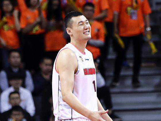 广东杜锋和苏伟被禁赛,江苏能在主场扳回一城吗?